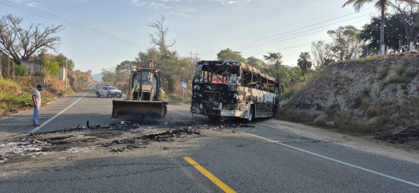 Aún faltan por reponer 23 camiones incendiados el 22 de febrero