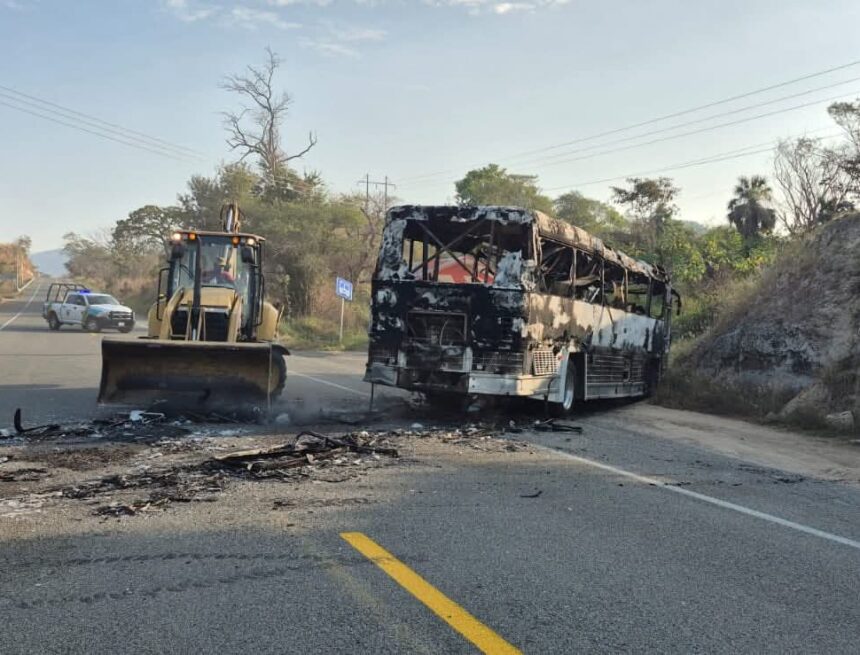 Aún faltan por reponer 23 camiones incendiados el 22 de febrero