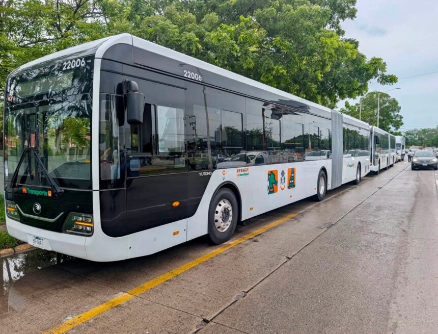 IMG-20260724-WA0199 Realizan los últimos ajustes al nuevo sistema de transporte eléctrico en Puerto Vallarta