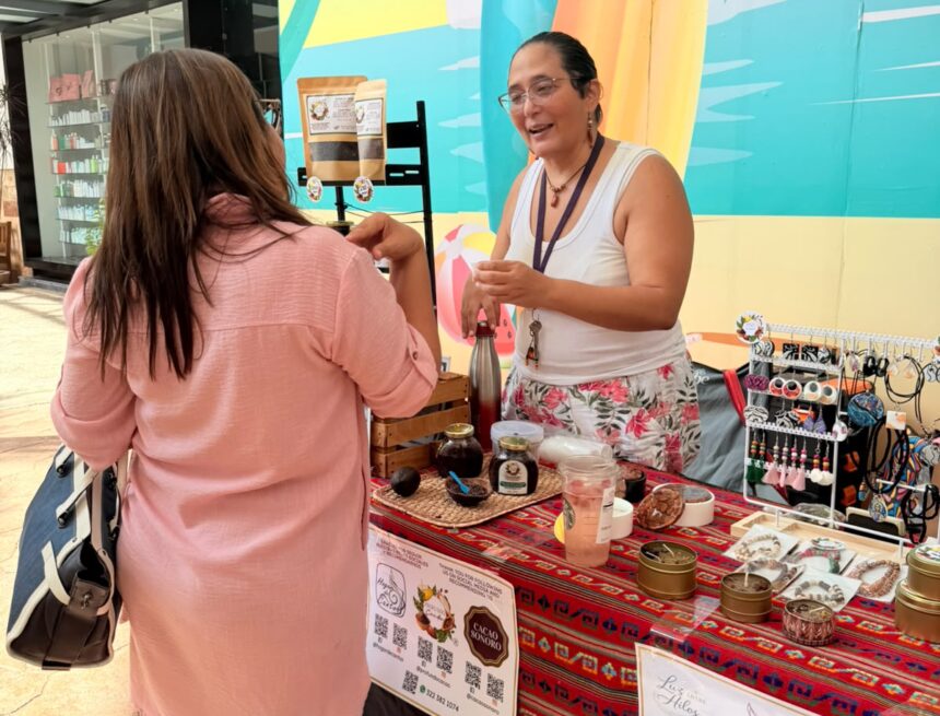 IMG-20260727-WA0220 Emprendedores vallartenses exhiben su talento en Mercado Vallarta Incluye
