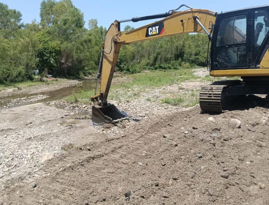 Maquinaria Benefician al sector agropecuario de 14 ejidos con módulo permanente de maquinaria