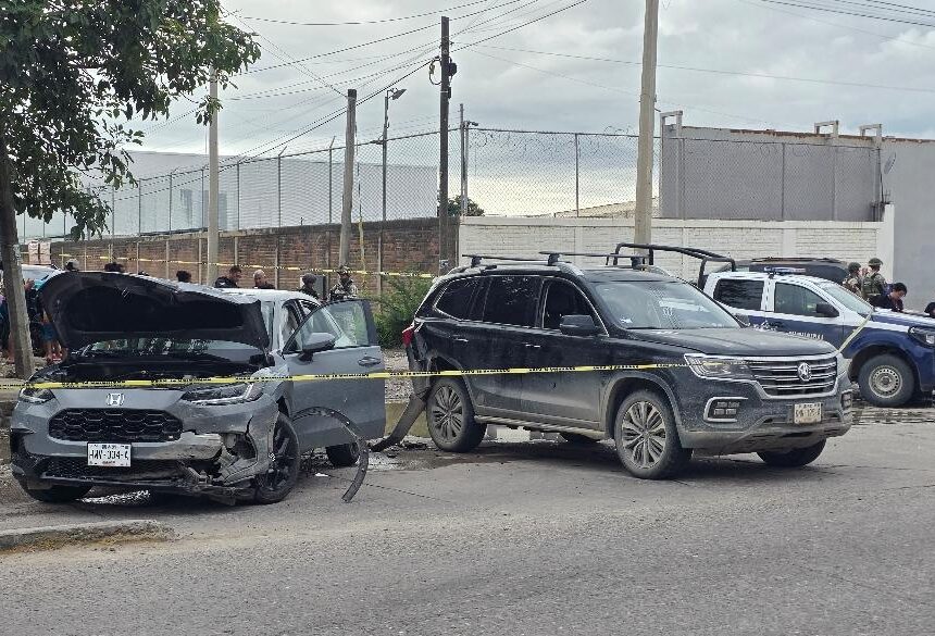 Hombre habría sido atacado antes de llegar a la carretera