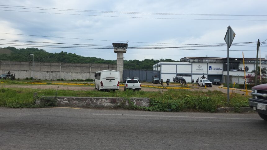 operativo penal 2 Realizan sexto operativo de revisión en penal de Puerto Vallarta tras hechos del 22 de febrero