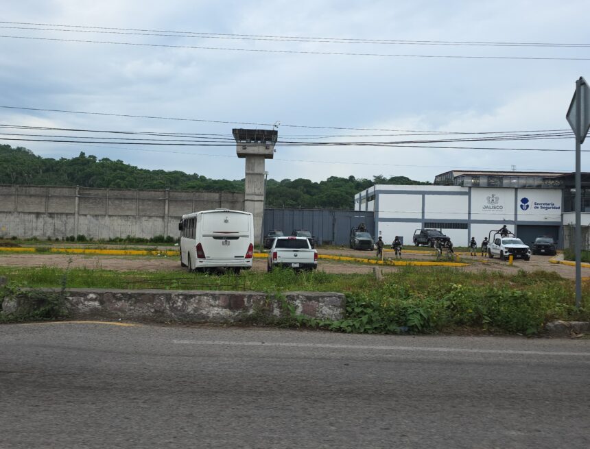 operativo penal 2 Realizan sexto operativo de revisión en penal de Puerto Vallarta tras hechos del 22 de febrero