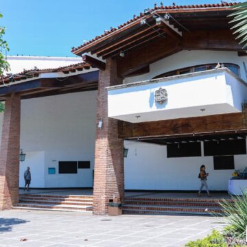 Niega Munguía que la nómina de su gobierno esté inflada