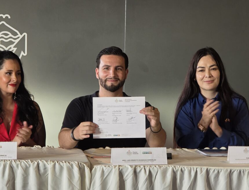 Puerto Vallarta firma Plan Municipal de Internacionalización 2026-2031