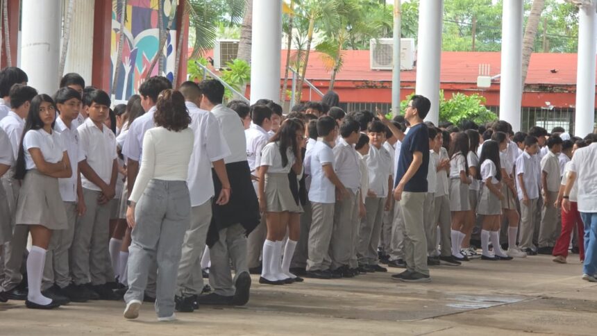 Más de 43 mil alumnos regresan a clases este lunes en Puerto Vallarta