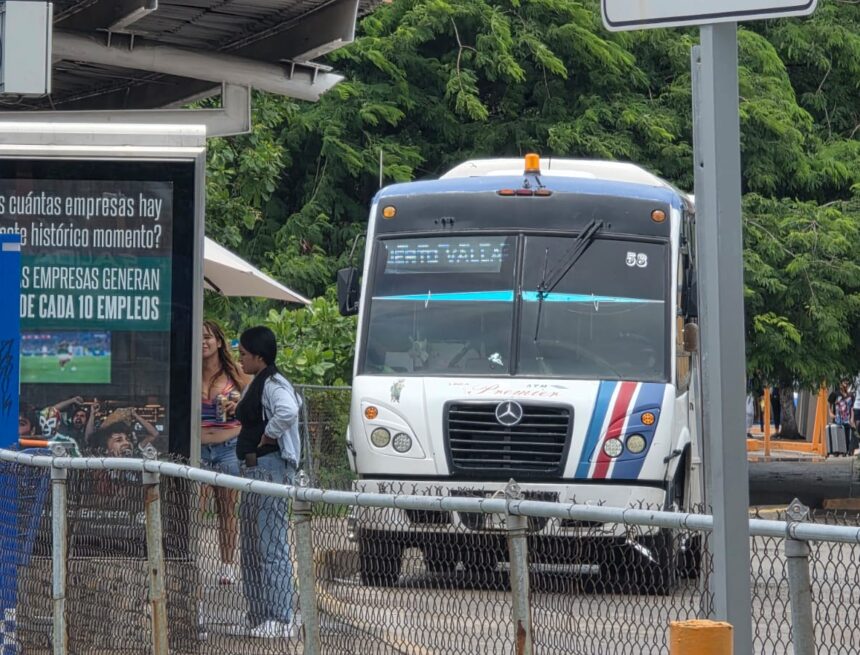 Sistema de transporte interestatal entre Vallarta y Bahía sigue sin avanzar
