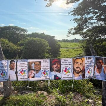 Madres buscadoras de Vallarta piden respetar lonas con rostros de personas desaparecidas