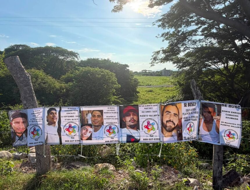 Madres buscadoras de Vallarta piden respetar lonas con rostros de personas desaparecidas