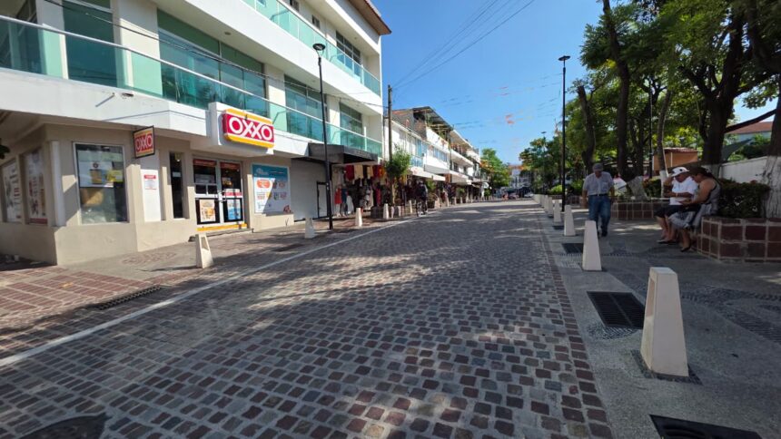 Este mes definirán si avenida México junto al Malecón vuelve al tráfico vehicular o permanece peatonal