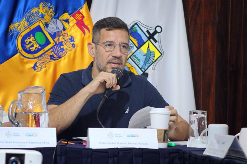 Actualiza Ayuntamiento comodatos de 36 planteles educativos para impulsar mejoras en su infraestructura