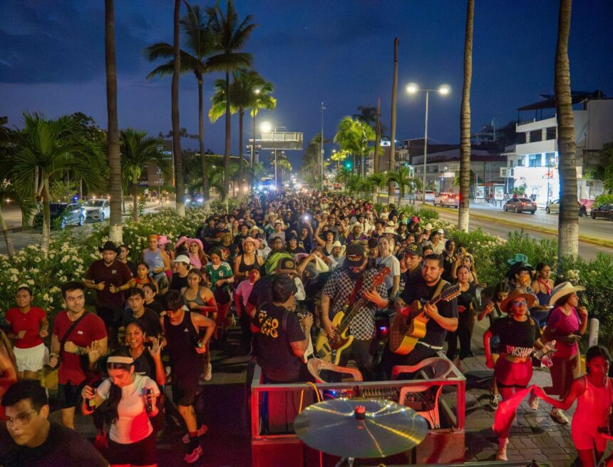 Más de 2 mil 500 personas vivieron el Mes de las Juventudes en Puerto Vallarta