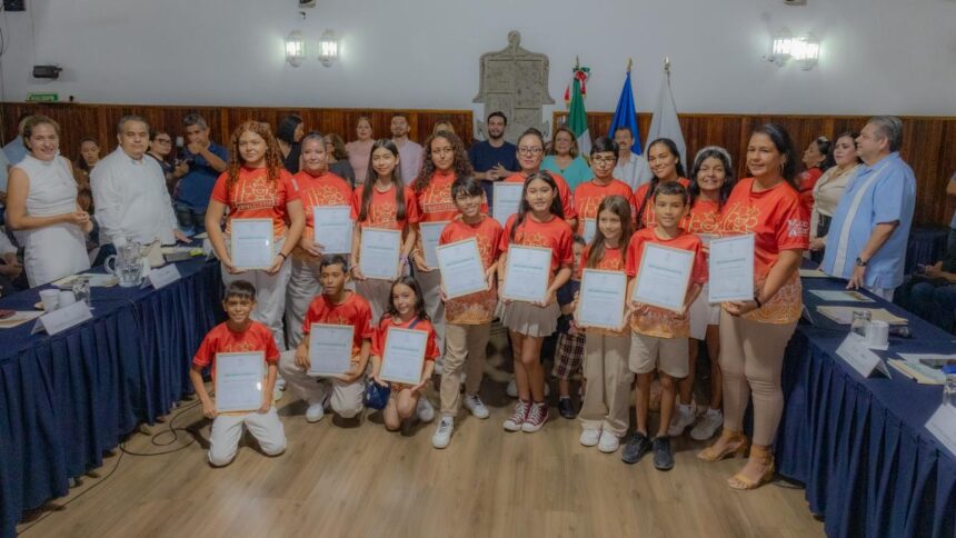 Orgullo vallartense: Ayuntamiento reconoce triunfos en gimnasia y danza folclórica