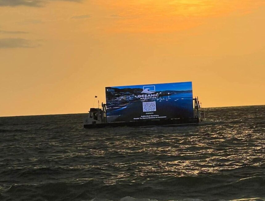 IMG-20260920-WA0224 Tras aparecer publicidad en la bahía, vallartenses se oponene a contaminación visual
