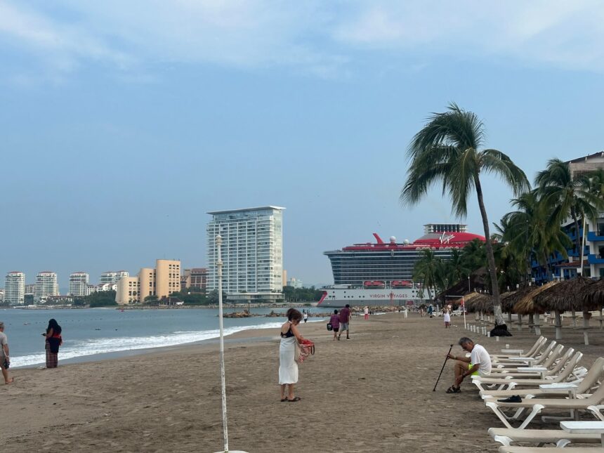 IMG-20260923-WA0055 Vallarta mantiene abierto su puerto pese al cierre de seis al sur del país