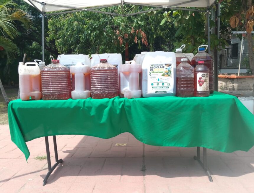 Recolecta Gobierno Municipal más de 160 litros de aceite usado