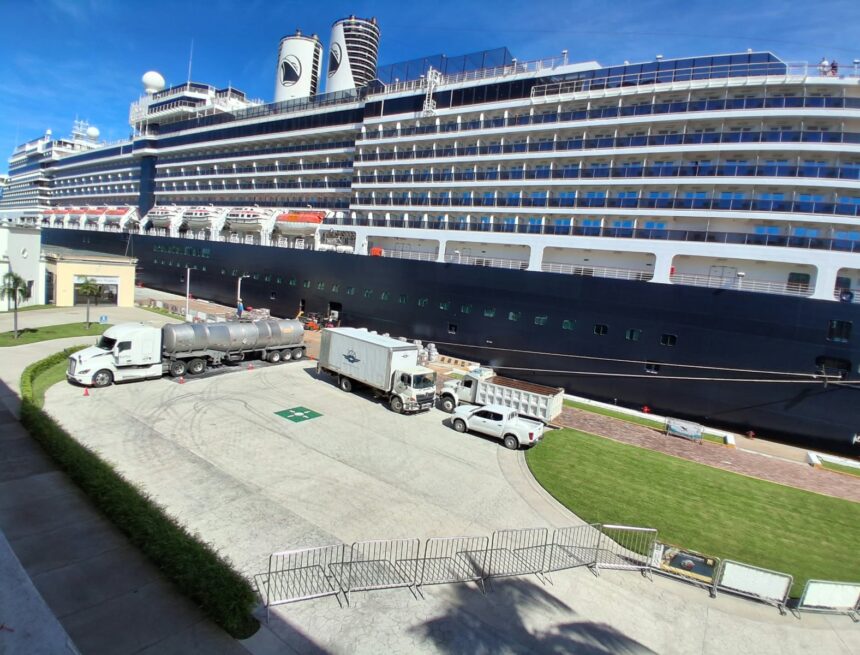 Octubre comienza con buen ritmo de cruceros en Puerto Vallarta con más de 5 mil visitantes