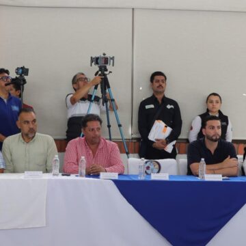 Refuerzan coordinación y medidas preventivas ante el huracán Simon