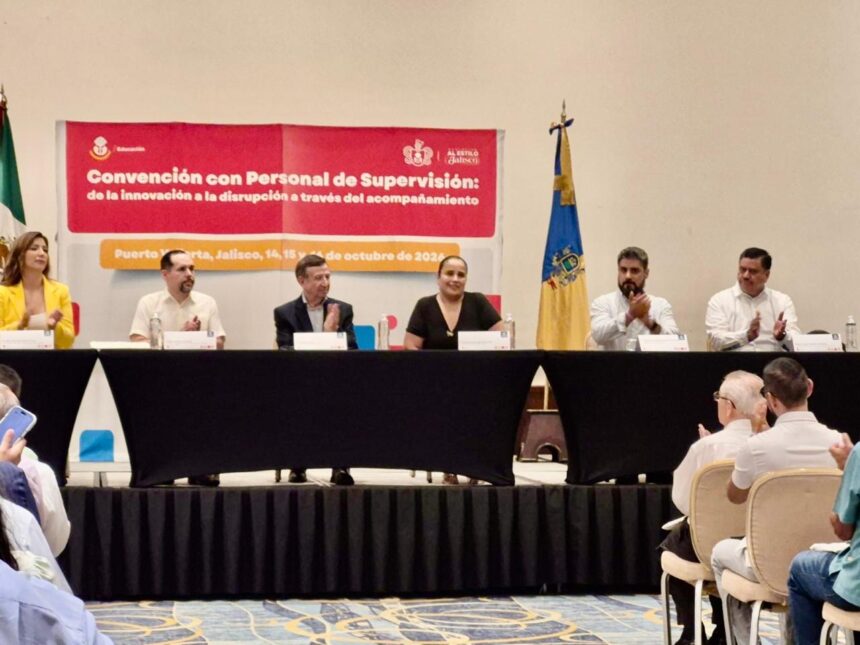 Participa Gobierno de Luis Munguía en convención estatal de supervisión educativa